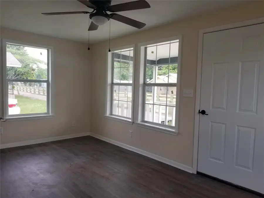 932 Fannin Street, Columbus, TX 78934 - #2
