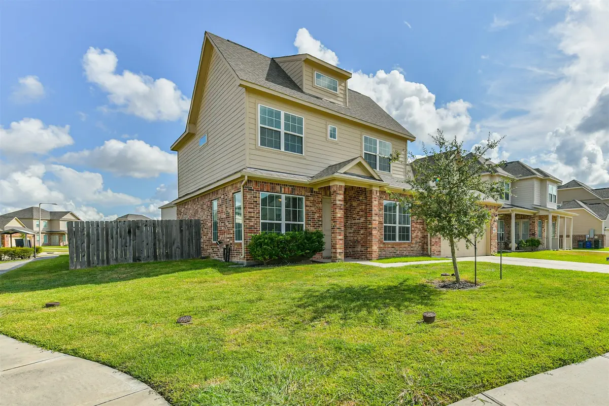 3216 Walden Breeze Court, League City, TX 77539 - Image #1
