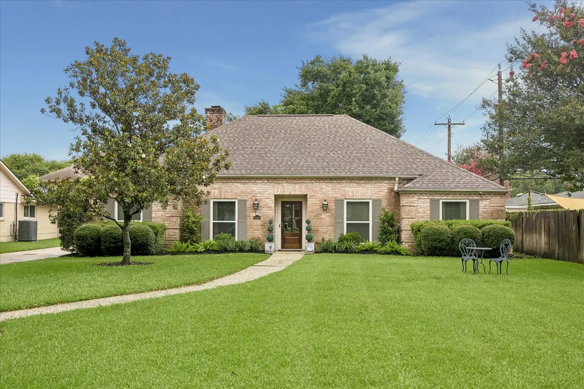 10802 Piping Rock Lane, Houston, TX 77042 - #1