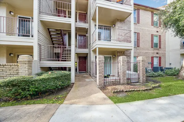 2120 El Paseo Street #2422, Houston, TX 77054