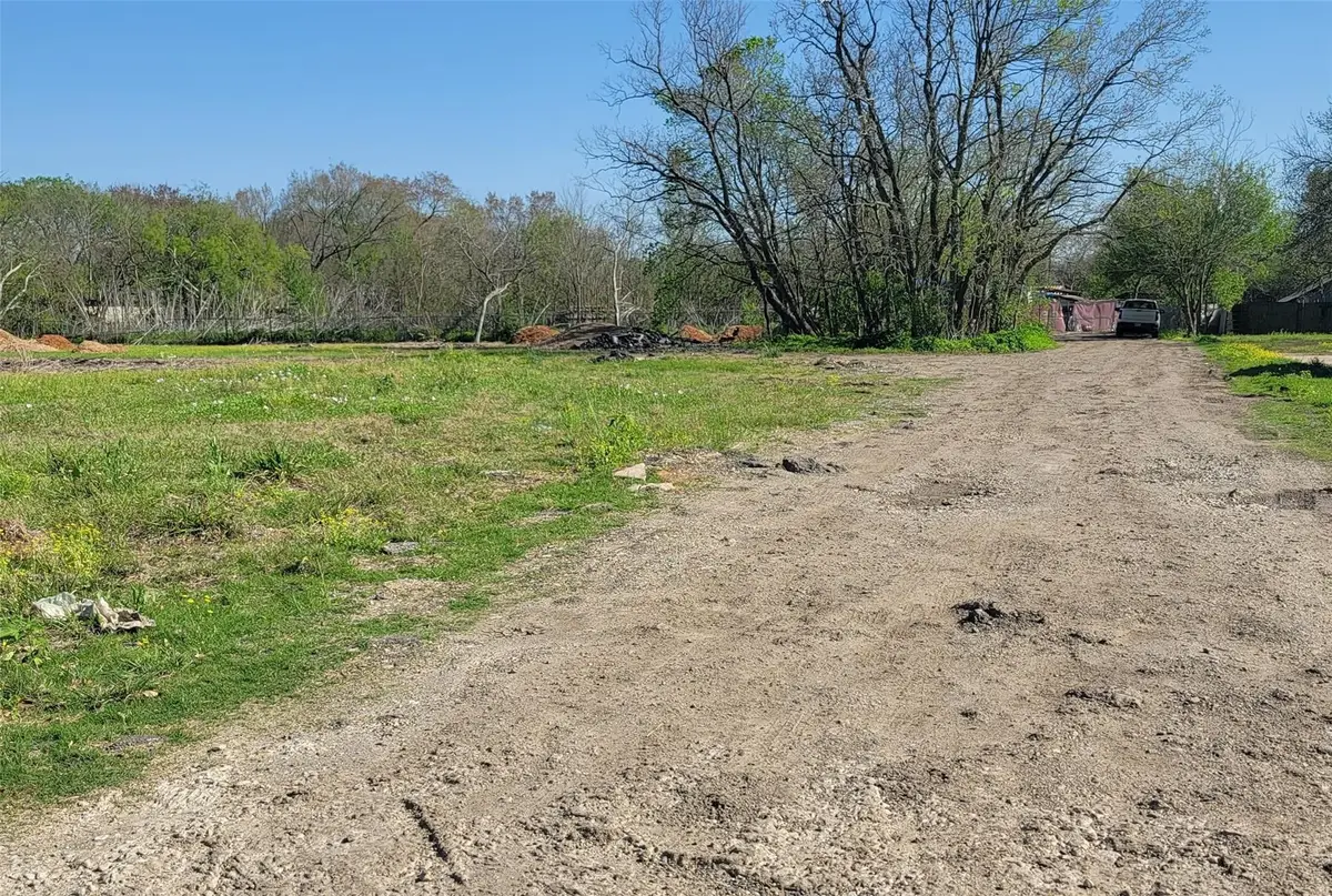 205 W Harris Avenue, Pasadena, TX 77506 - Image #1