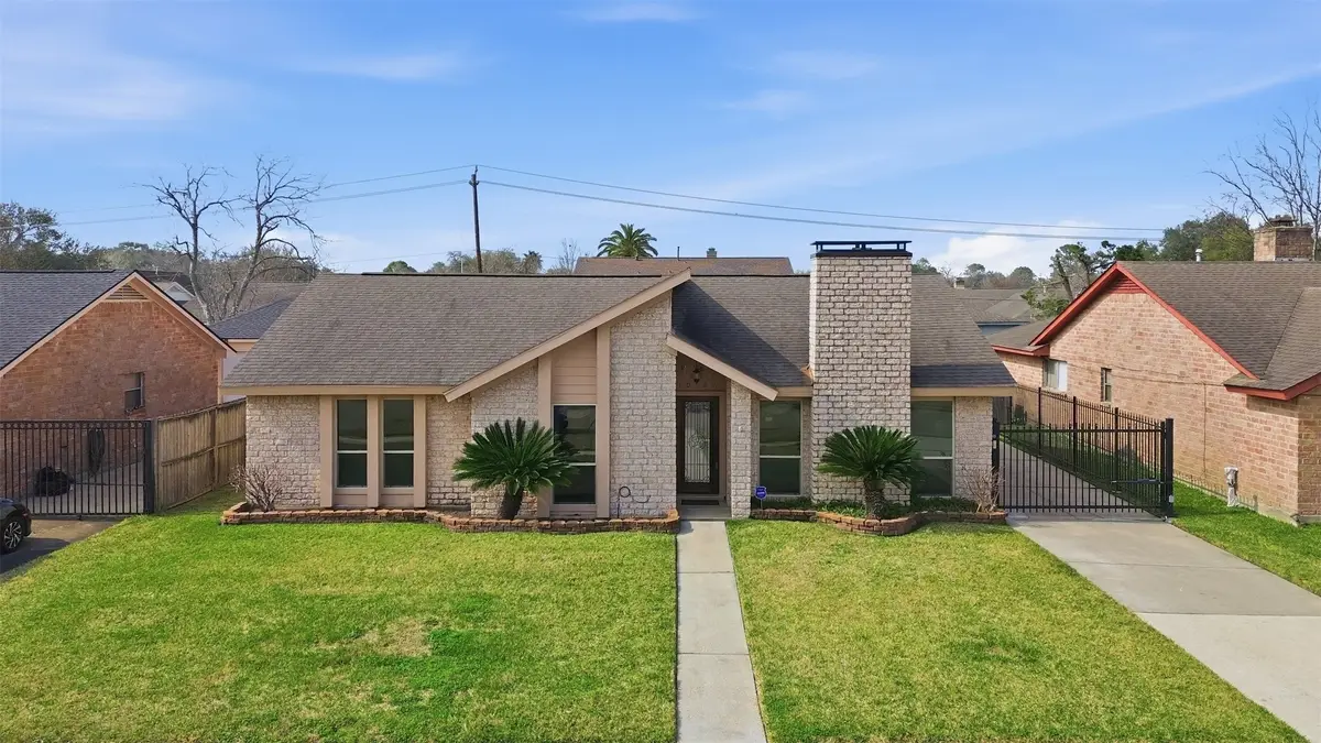 10127 Sageglow Drive, Houston, TX 77089 - #1