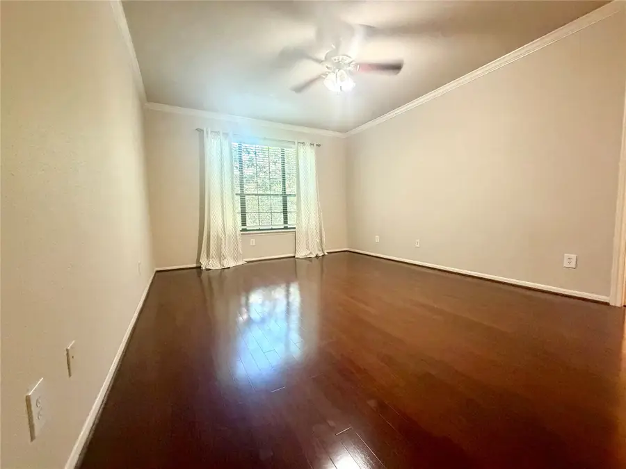 2255 Braeswood Park Drive #136, Houston, TX 77030 - #3