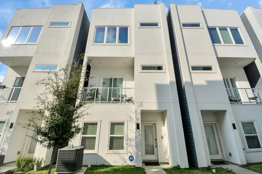 2114 Engelmohr St #Unit C, Houston, TX 77054 - #2