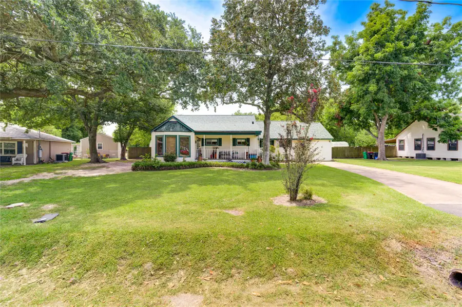 214 South Street, Baytown, TX 77520 - Image #2