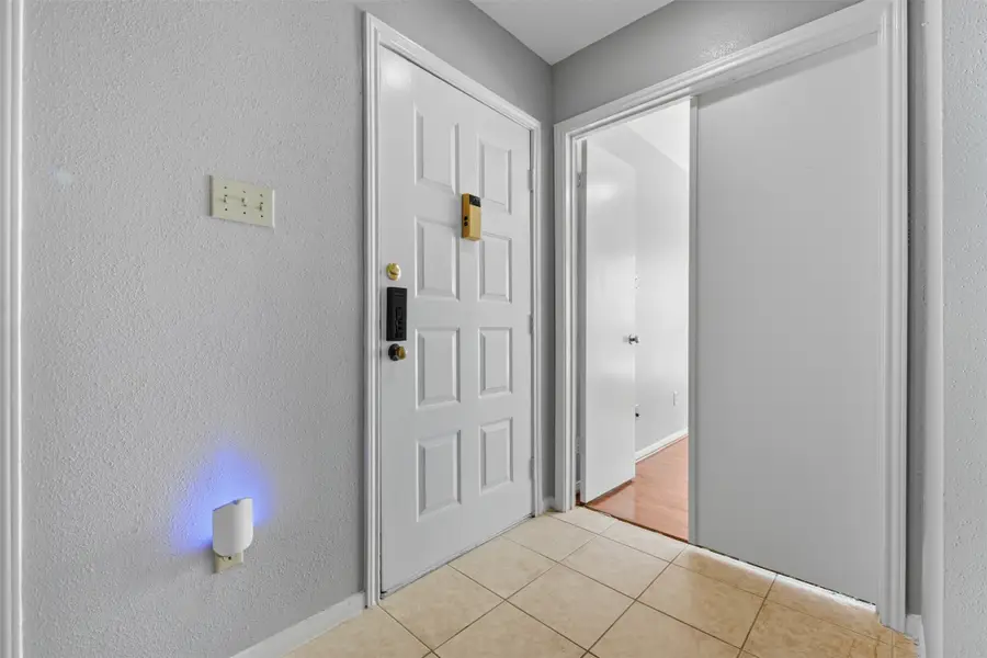 8055 Cambridge Street #20, Houston, TX 77054 - Image #2