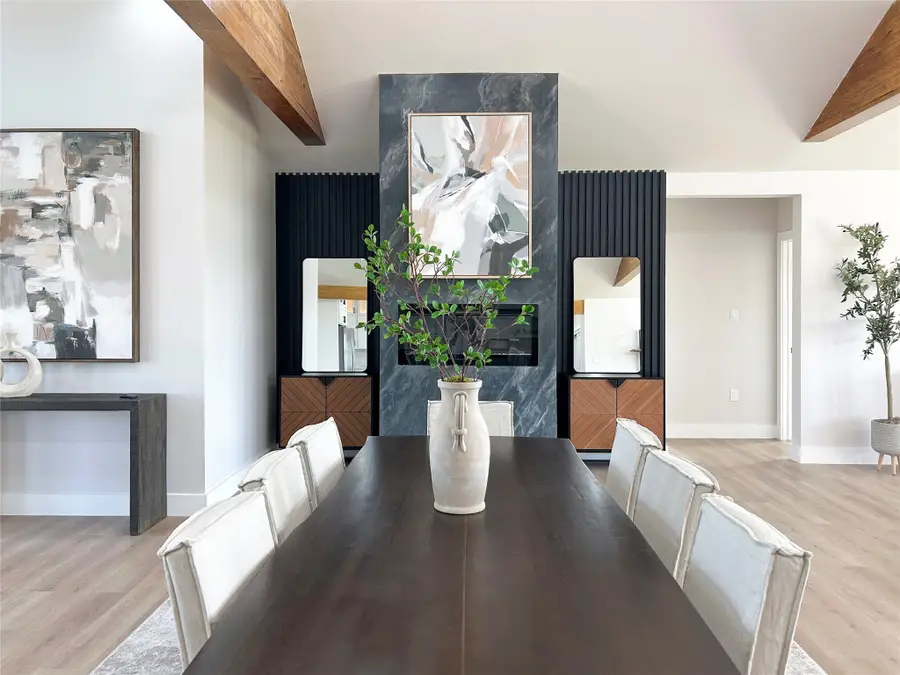 619 Chuckwagon Trail, Angleton, TX 77515 - Image #2