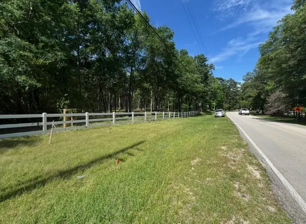 11313 Lake Forest Drive, Conroe, TX 77384