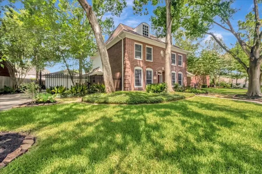 11919 Mighty Redwood Drive, Pasadena, TX 77059 - #2
