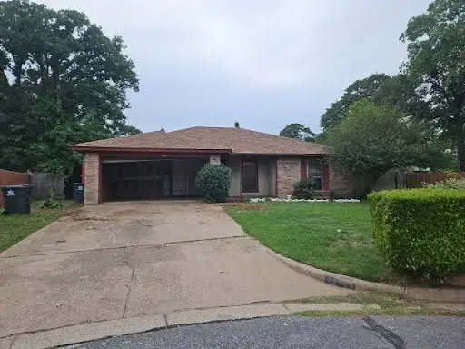 5704 Woodsetter Court, Arlington, TX 76017
