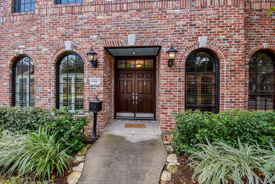 1745 Hawthorne Street, Houston, TX 77098 - Image #2