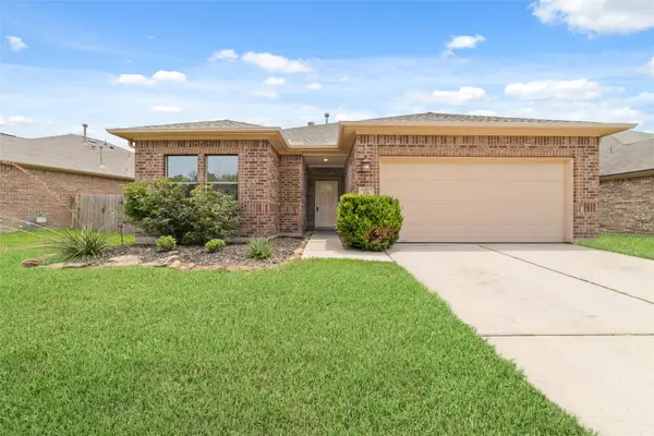 221 Country Crossing Circle, Magnolia, TX 77354