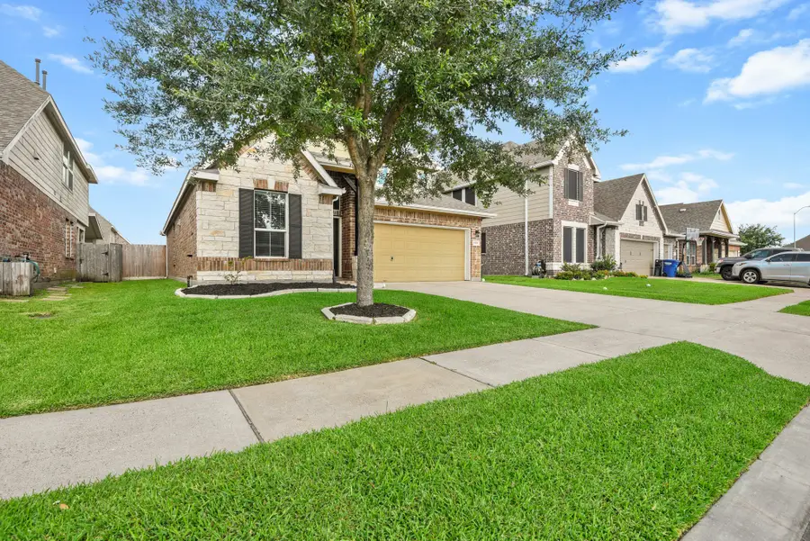 8319 Sweet Bay Circle S, Baytown, TX 77523 - #2
