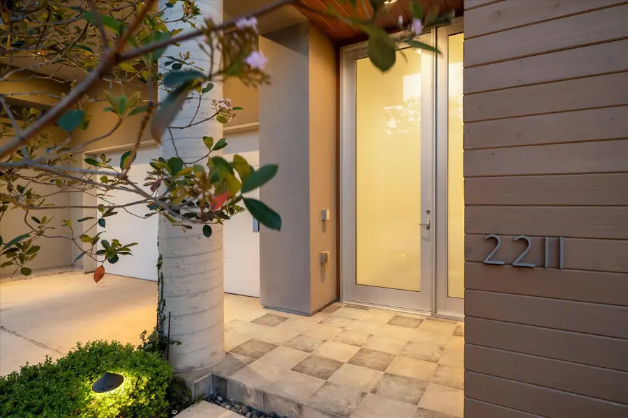 2211 Avalon Place, Houston, TX 77019 - Image #3