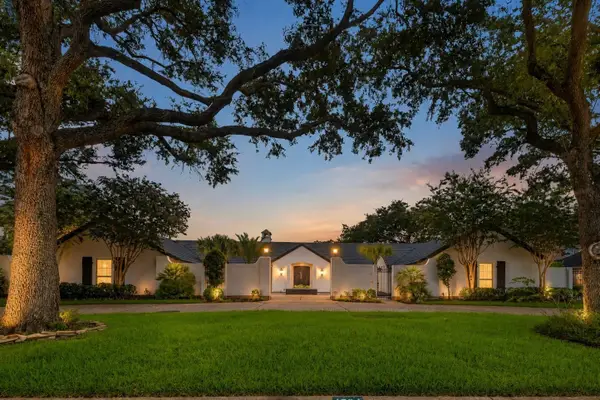 1534 David Searles Boulevard, Sugar Land, TX 77478