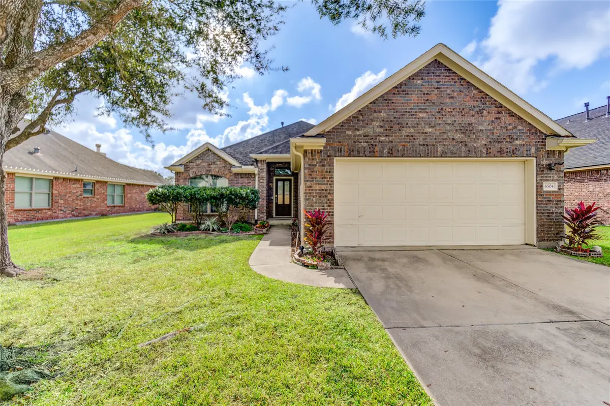 6504 Patridge Drive, Pearland, TX 77584 - Image #1