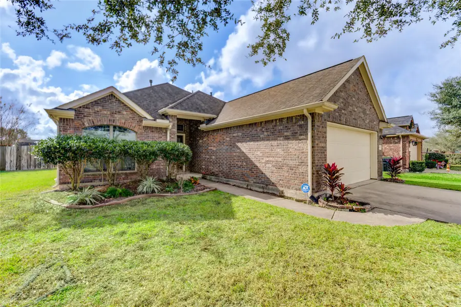 6504 Patridge Drive, Pearland, TX 77584 - Image #2