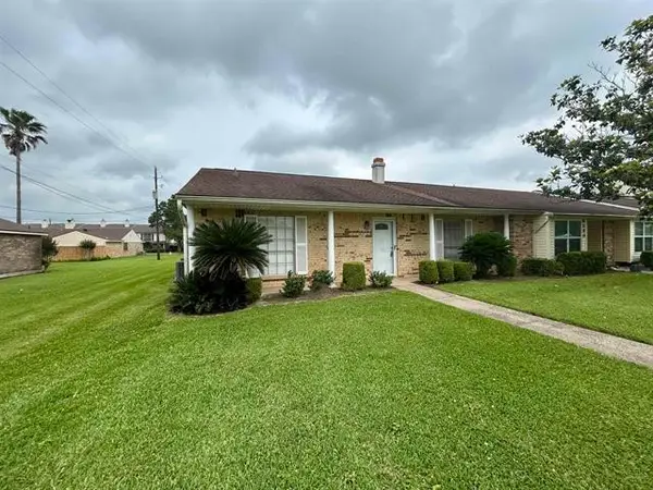 8690 Manion Drive, Beaumont, TX 77706