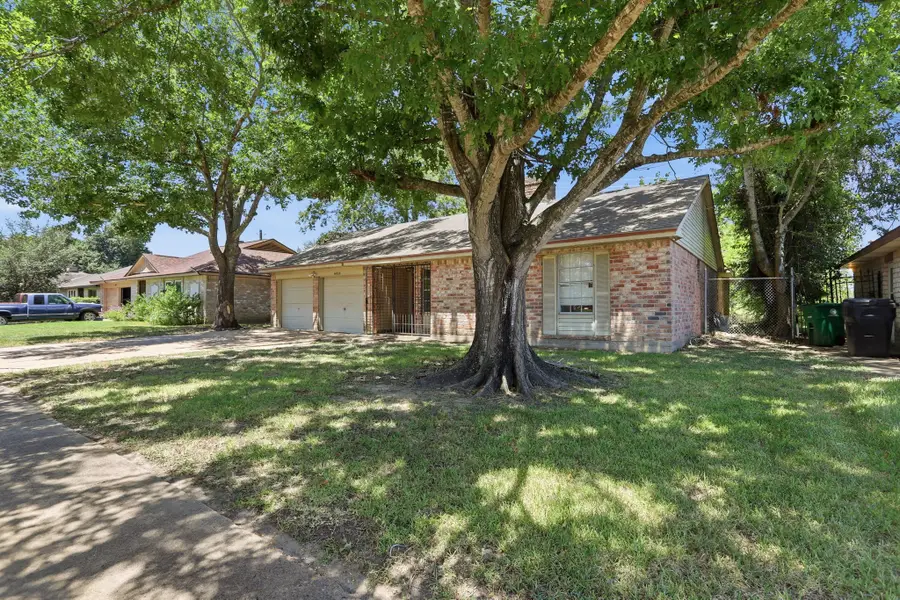 6614 Indian Lake Drive, Stafford Missouri City, TX 77489 - #3