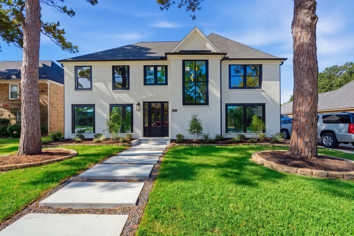2304 Eagles Way, Pearland, TX 77581 - #1