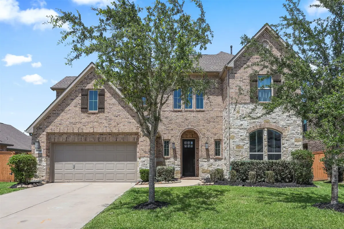 12510 Grayton Drive, Texas City, TX 77568 - Image #1