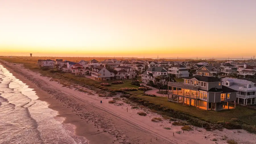 4219 Silver Reef, Galveston, TX 77554 - Image #2