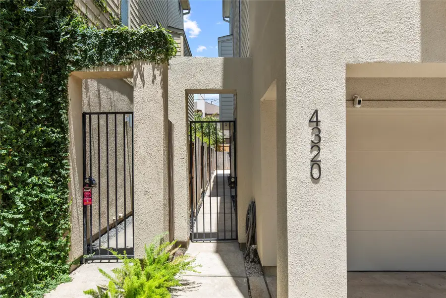 4320 Blossom Street, Houston, TX 77007 - #3