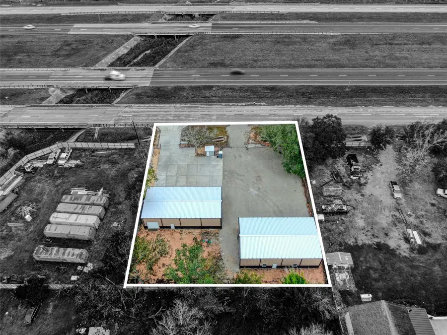 13051 Pleasant Valley Drive, Rosharon, TX 77583 - Image #3