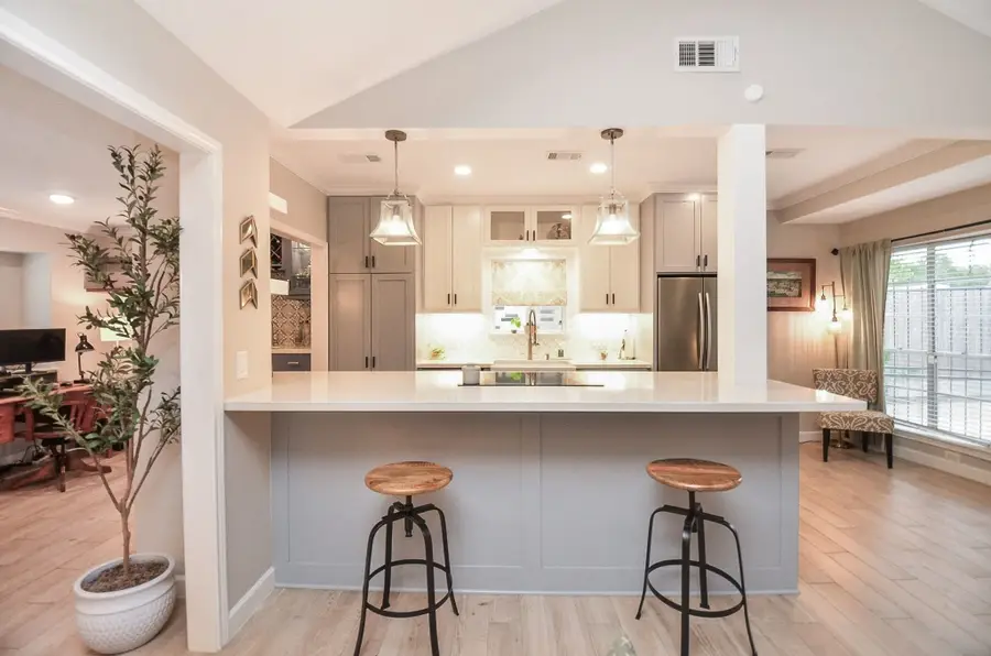 9718 Springmont Drive, Houston, TX 77080 - #2