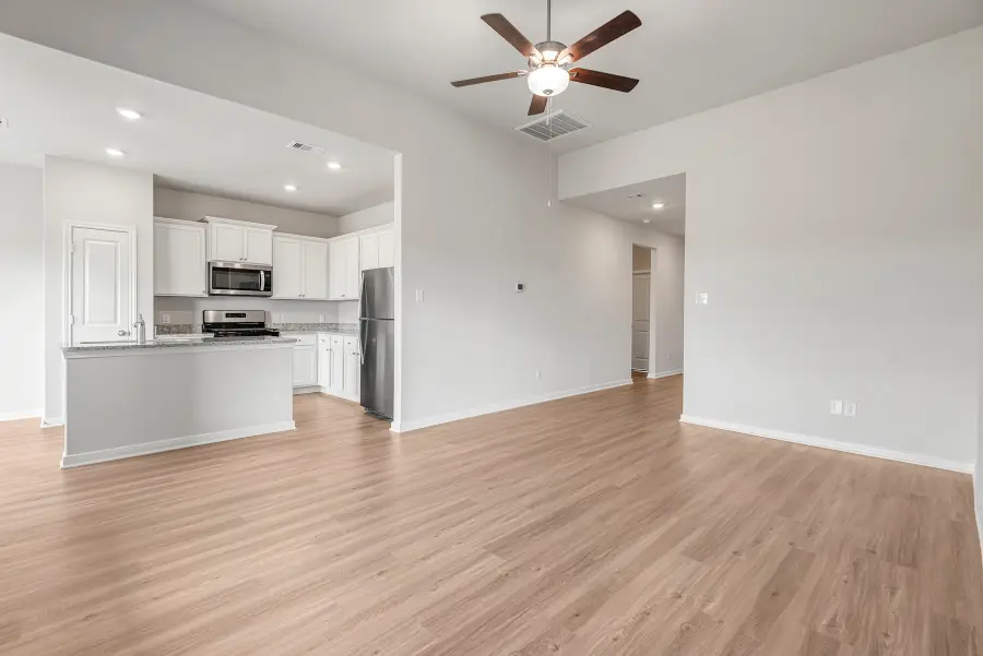 417 Sunny Highlands Drive, Katy, TX 77493 - Image #3