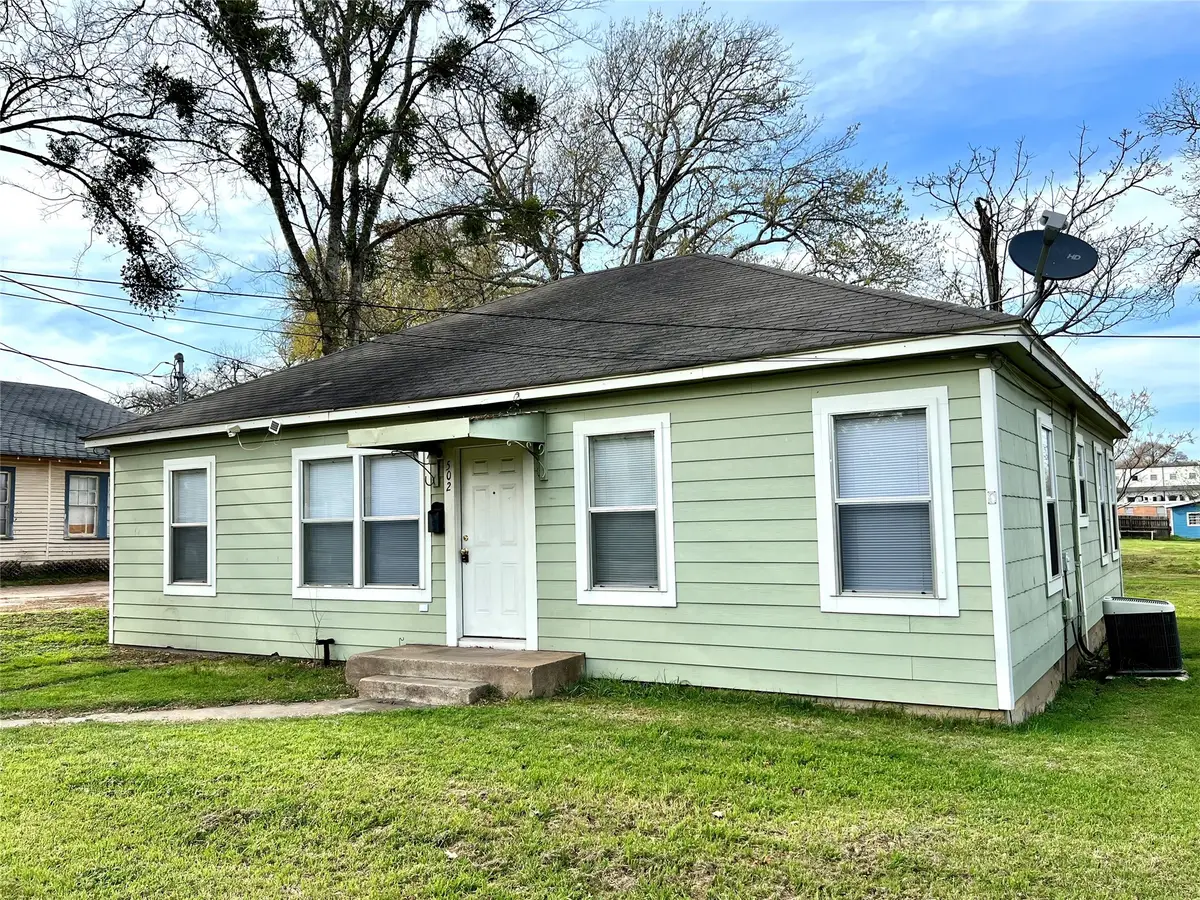 502 W Third Street, Brenham, TX 77833 - Image #1