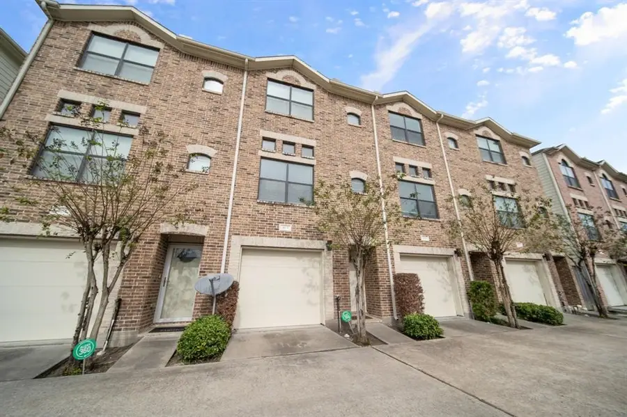 7650 Springhill Street #403, Houston, TX 77021 - Image #2