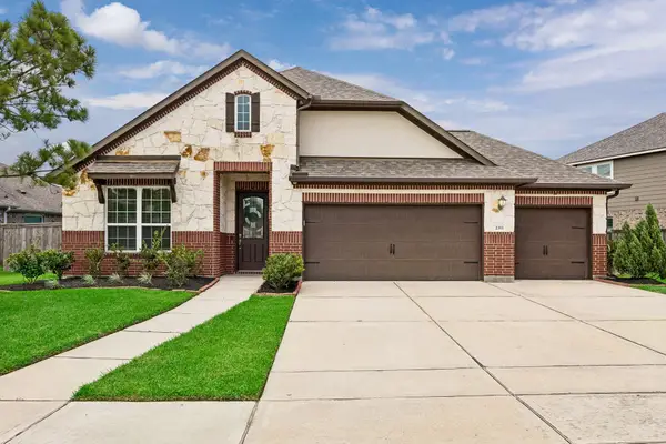 2311 Barrington Field Lane, Pearland, TX 77089