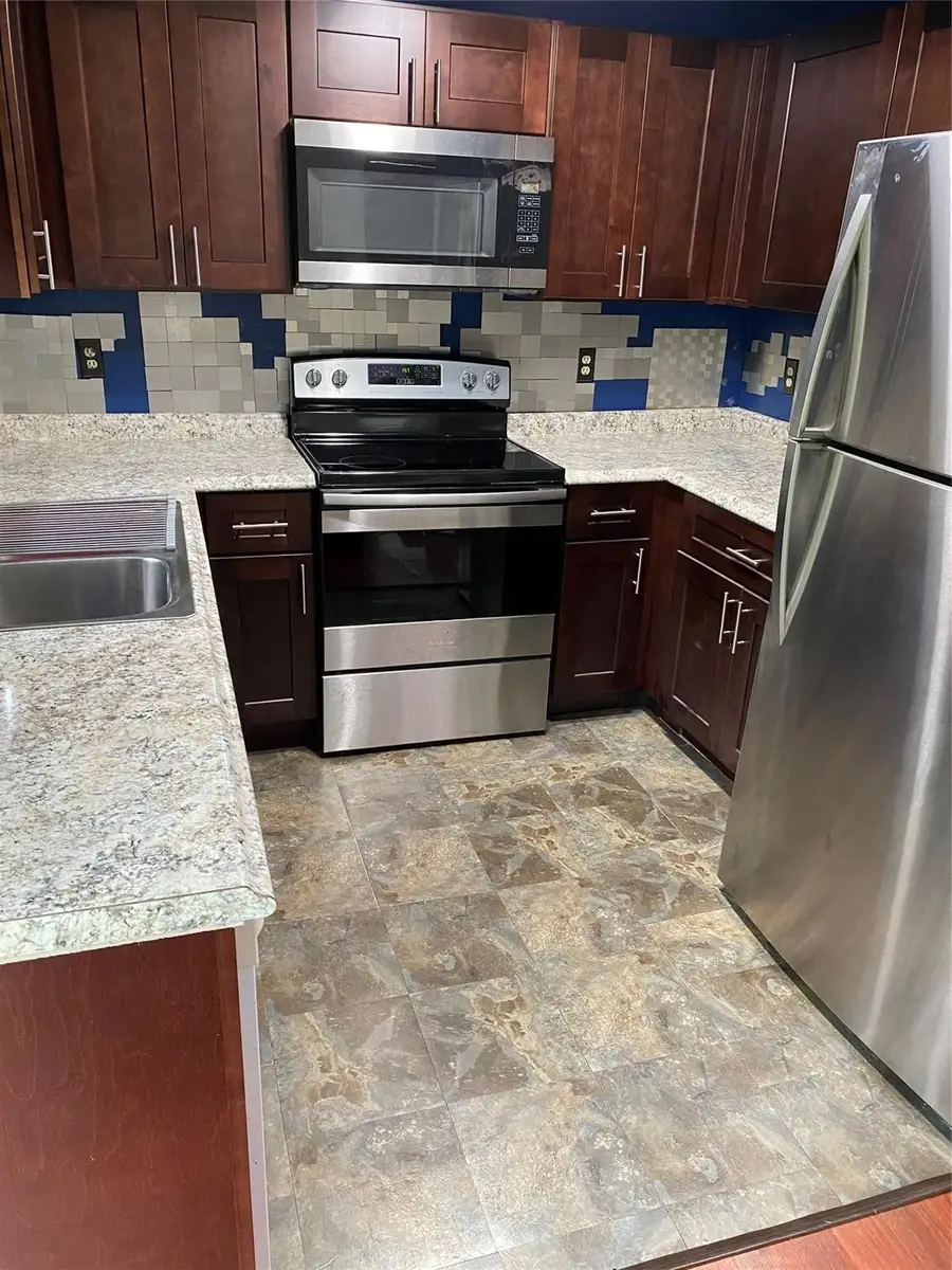7422 Gatebriar Court, Stafford Missouri City, TX 77489 - #2