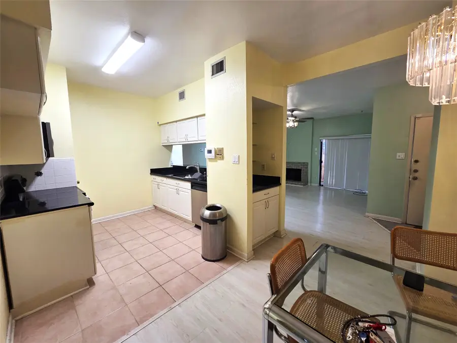 8100 Cambridge Street #9, Houston, TX 77054 - #3