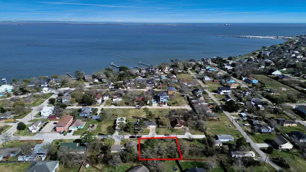 3122 & 3124 Carlisle Street, La Porte, TX 77571