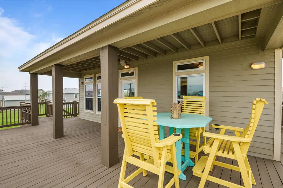 977 Clara Street, Crystal Beach, TX 77650 - #2
