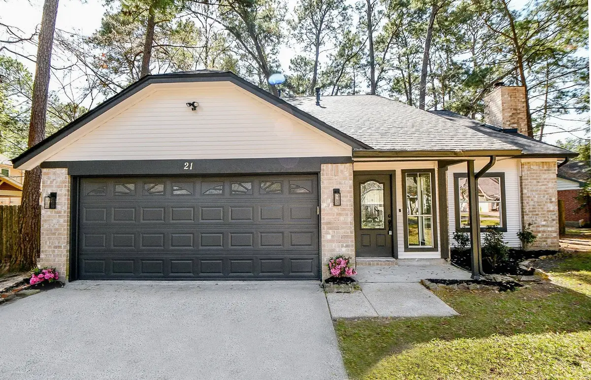 21 Edgewood Forest Ct, The Woodlands, TX 77381 - #1