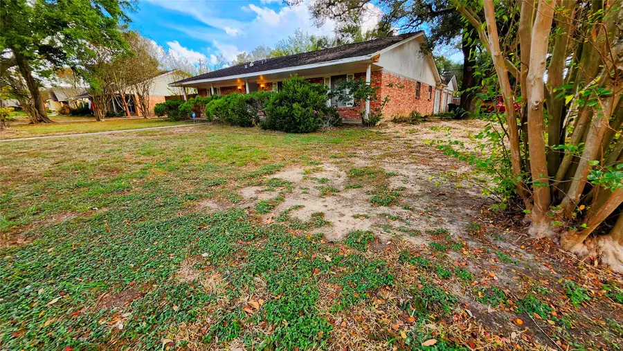 1927 Bethlehem Street, Houston, TX 77018 - Image #2