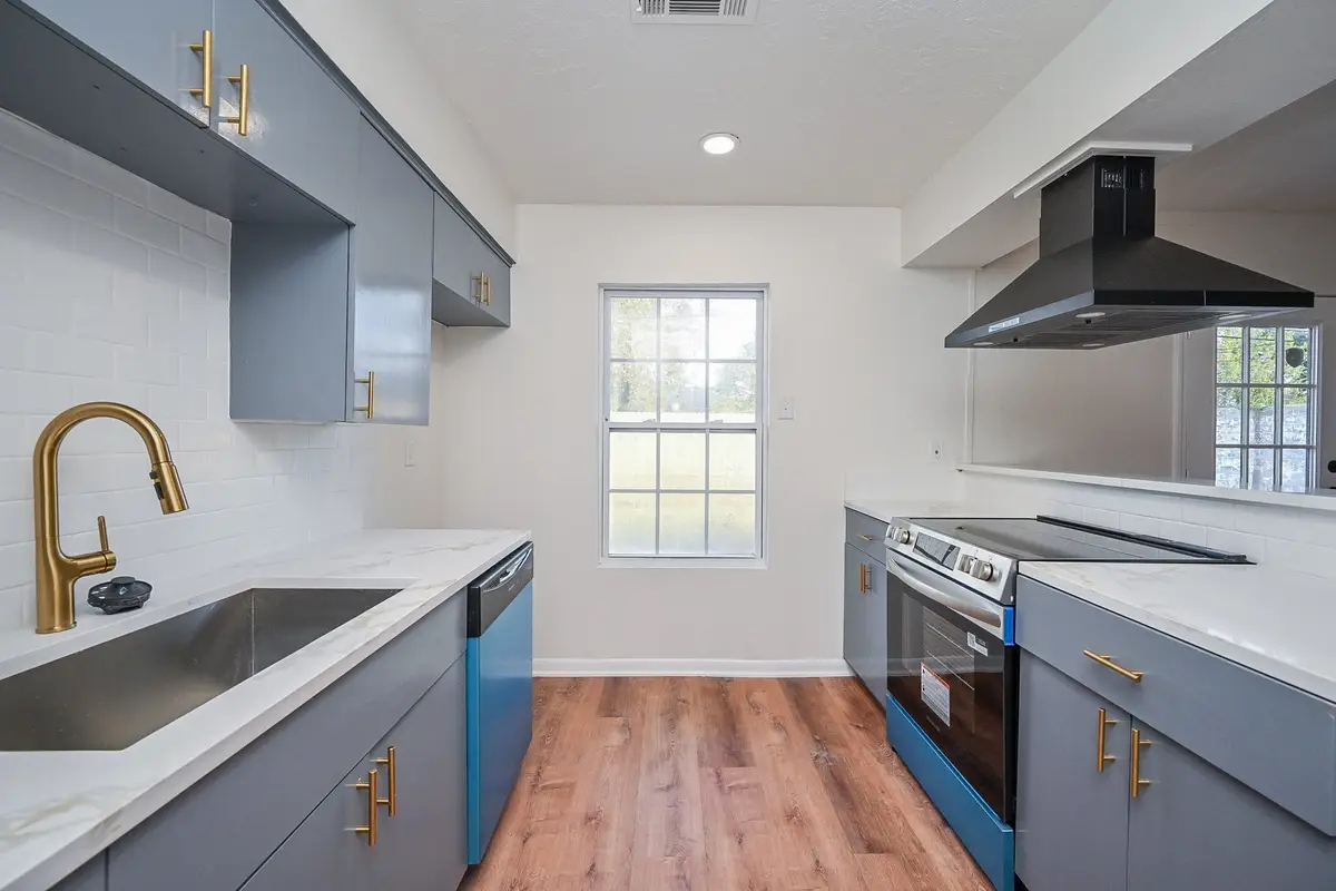 3730 Heatherbrook Drive, Houston, TX 77045 - #1