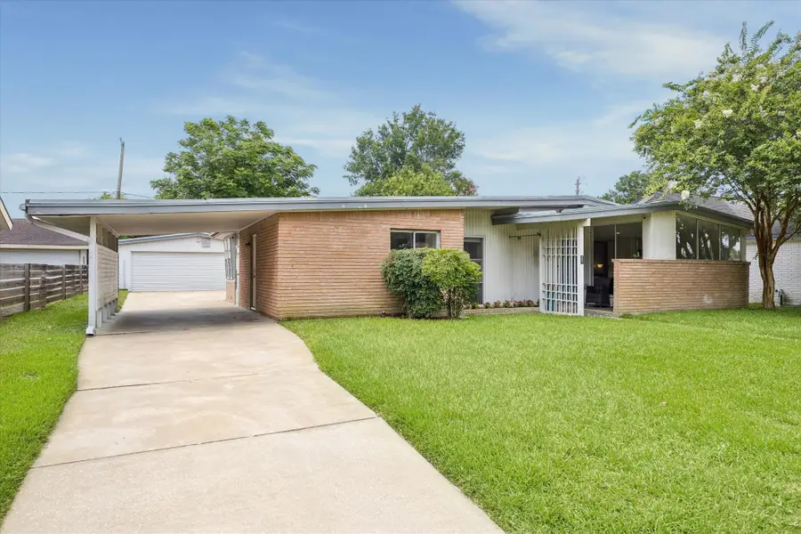 3631 Woodvalley Drive, Houston, TX 77025 - #3