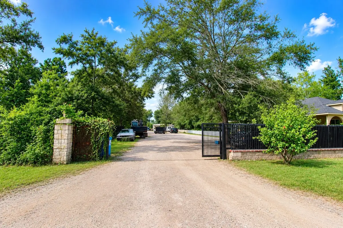 2111 County Road 3405, Cleveland, TX 77327 - #1