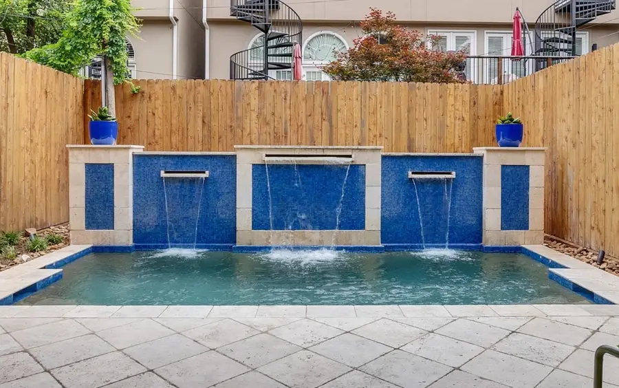 6410 Rodrigo Street #B, Houston, TX 77007 - #2