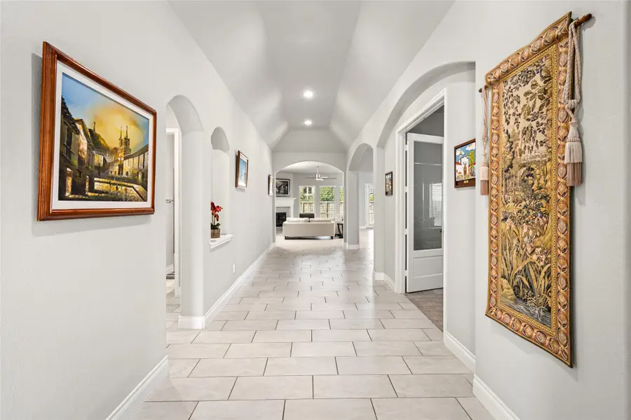 3702 Lake Falls Drive, Fulshear, TX 77441 - Image #2