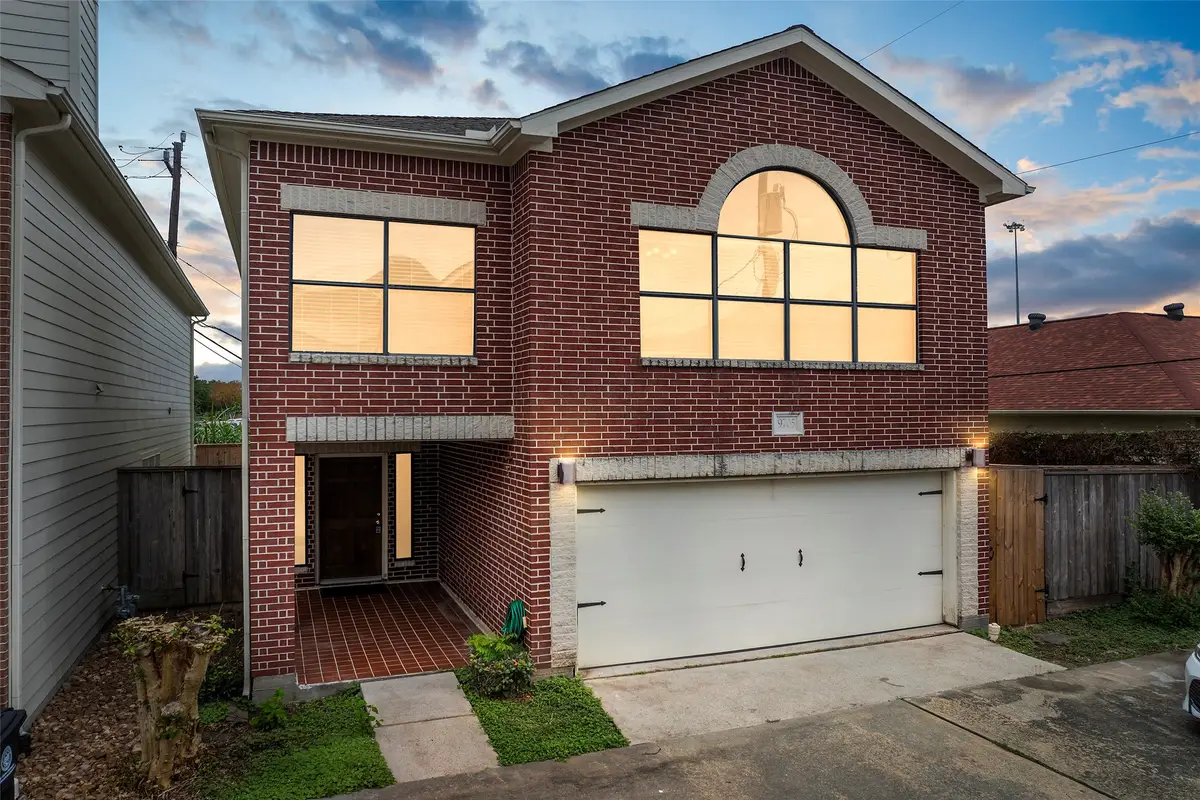 9705 Linkmeadow Lane, Houston, TX 77025 - Image #1