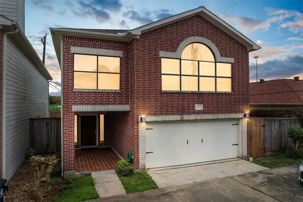 9705 Linkmeadow Lane, Houston, TX 77025