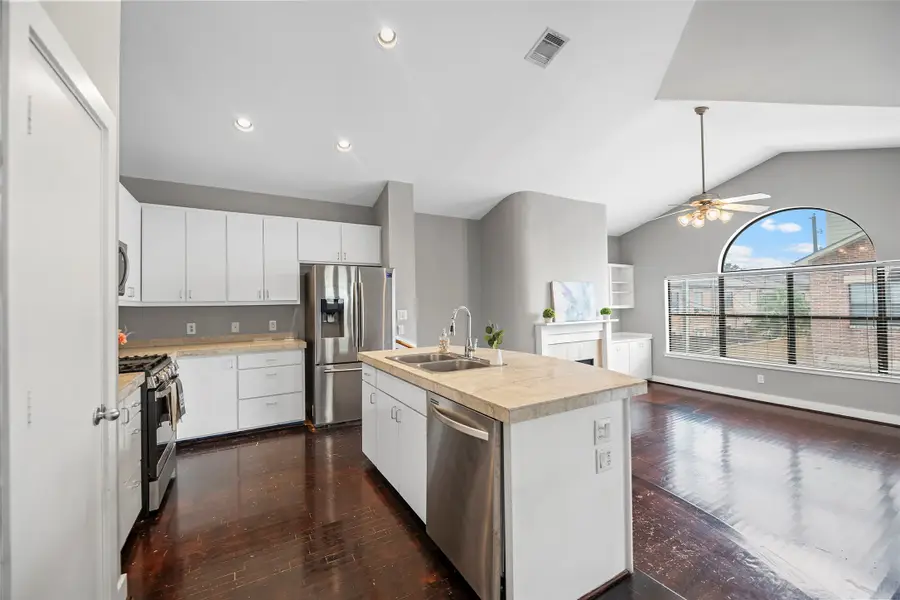 9705 Linkmeadow Lane, Houston, TX 77025 - Image #2