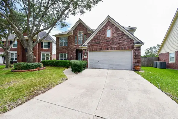 15611 Oakworth Court, Sugar Land, TX 77498