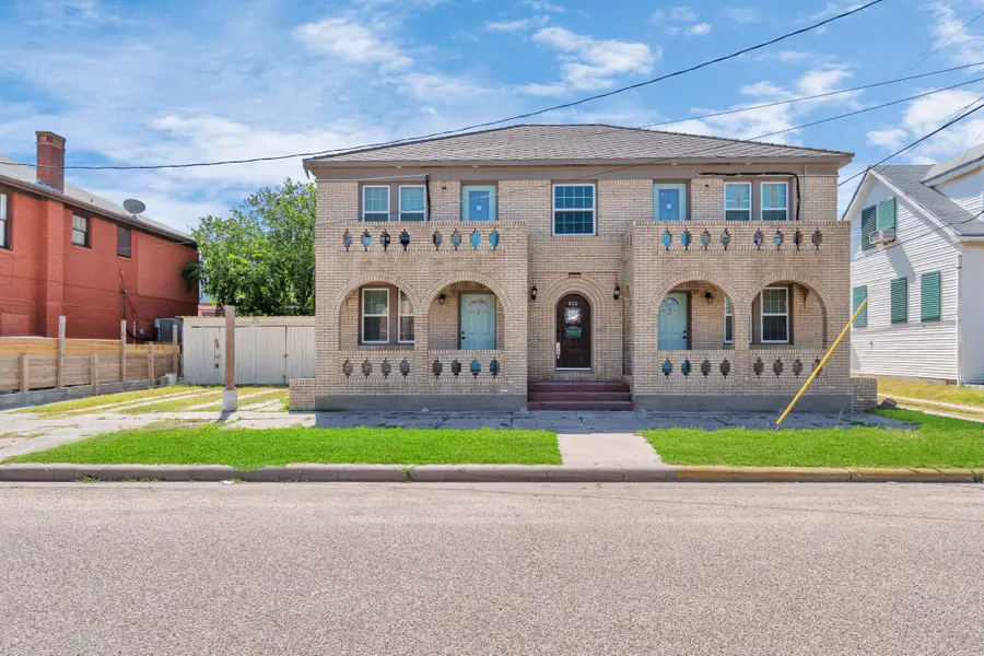 915 8th Street, Galveston, TX 77550 - #3