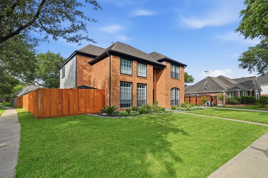 109 Laguna Pointe Drive, League City, TX 77573 - #3